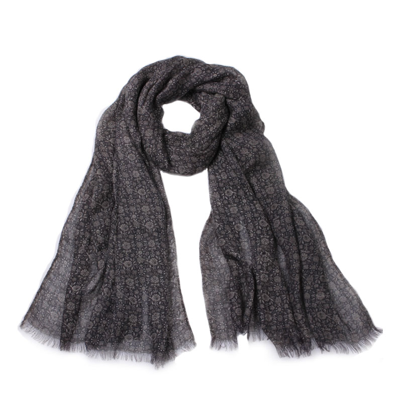 Lady's Woven Scarf