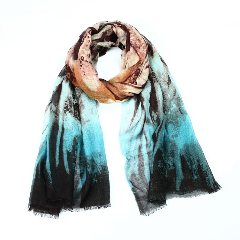 Lady's Woven Scarf